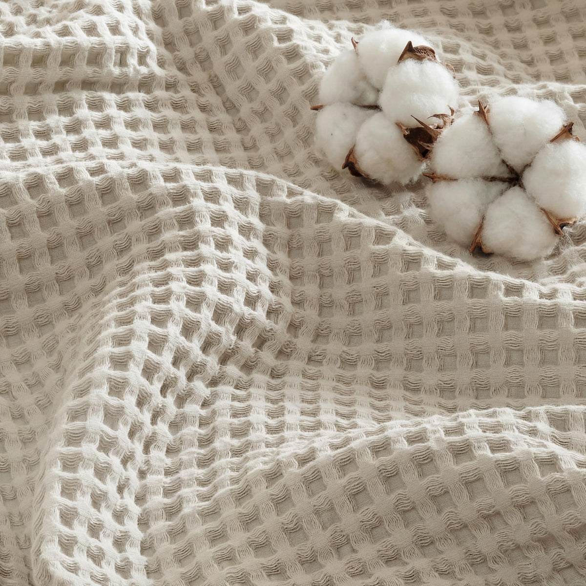 Bedsure Lightweight 100% Cotton Waffle Blanket, Throw XL, Linen
