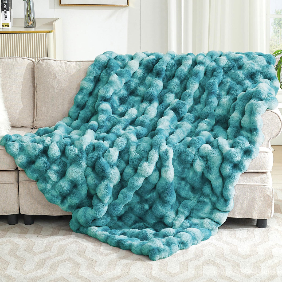 VFROO Ultra Plush Bubble Faux Rabbit Fur Blanket – 950GSM Thick Fluffy Throw Blanket for Bed, Couch, Sofa, Home Decor or Mothers Day Birthday Gifts for Women, 50" × 60", Black Cow