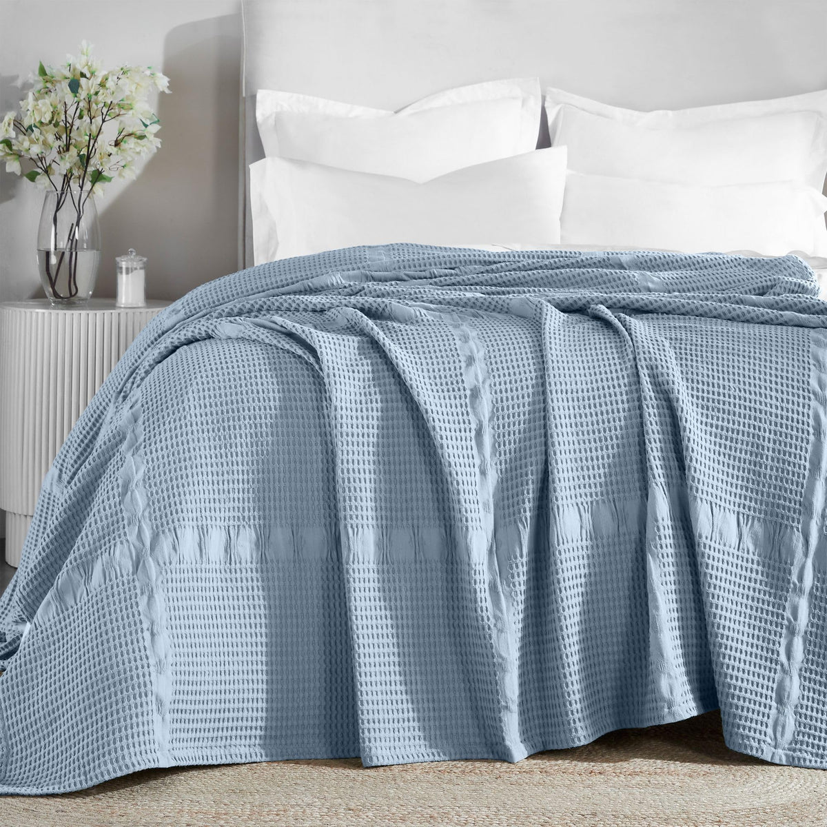SUPERIOR Waffle Weave Cotton Blanket, Comfy Blanket for Bedroom Decor, Picnic, Beach, Traveling, Bedding Essentials, Bed Cover, Couch, Lounging, Geometric Design, Mai Collection, Twin, Light Blue