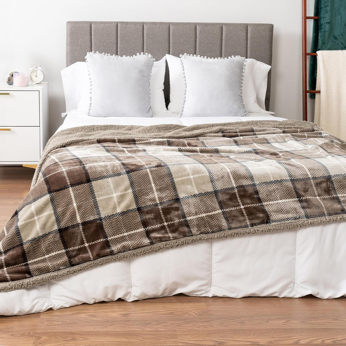 PAVILIA Twin Plaid Sherpa Throw Blanket for Couch Sofa Bed, Taupe, 60x80