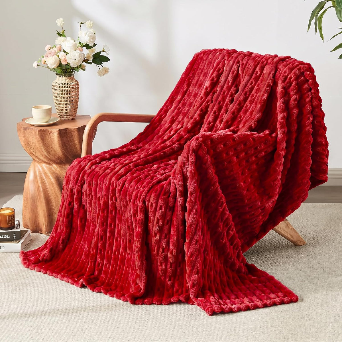 Leximan Ribbed Fleece Throw Blanket, Ultra-Soft Plush Blanket for Sofa, Couch and Bed, Cozy All-Season Home Decor Throw (Red, Twin (60" x 80"))
