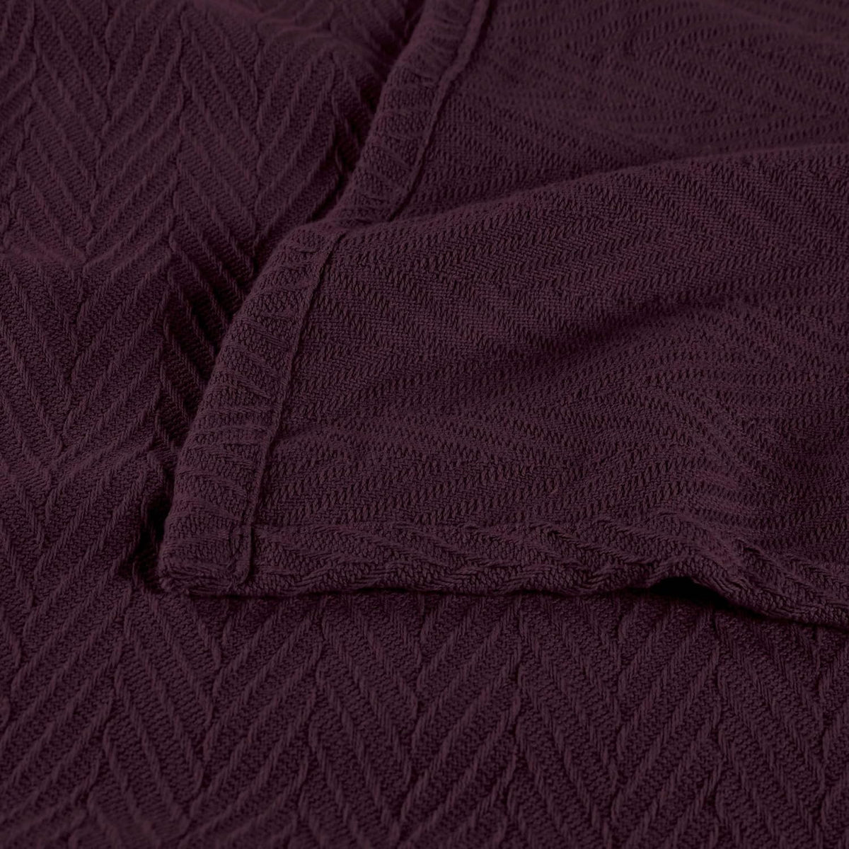 Superior Metro All-Season Cotton Blanket, Woven Blanket for Couch, Bed, Bedding, Farmhouse, Home Essentials, Cute and Cozy Bohemian Blankets, Herringbone Weave, King, Plum