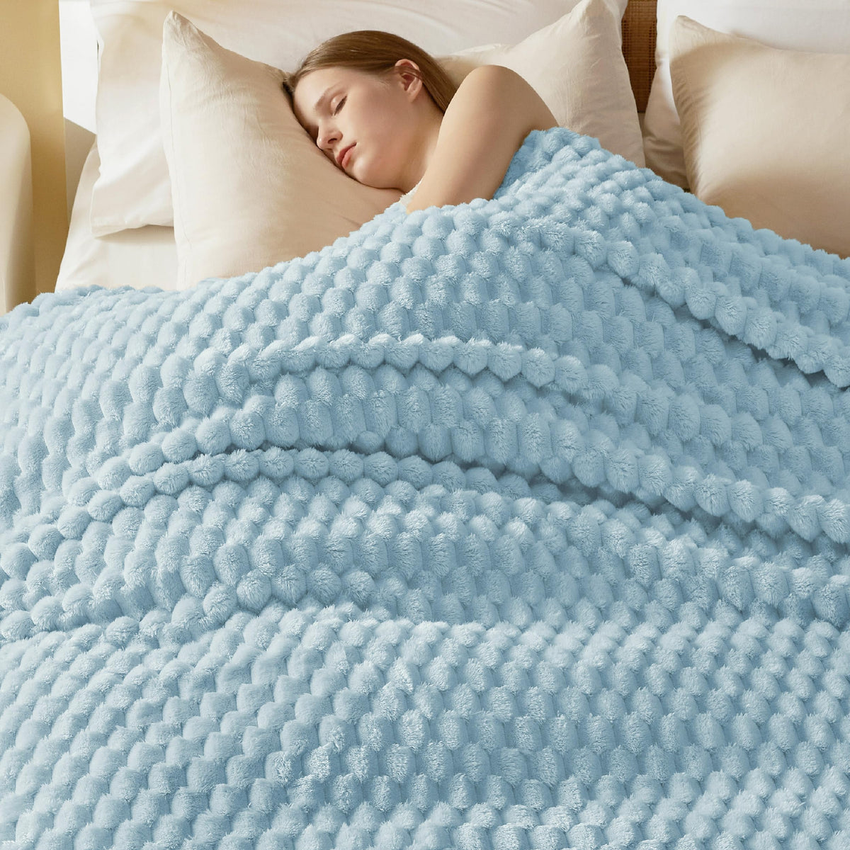 Bedsure Pink Throw Blanket for Couch - 350GSM Fluffy Plush Bubble Blanket for Bed Home Room Decor, GentleSoft Cute Fleece Soft Cozy Gifts for Women Girls, 50x60 Inches