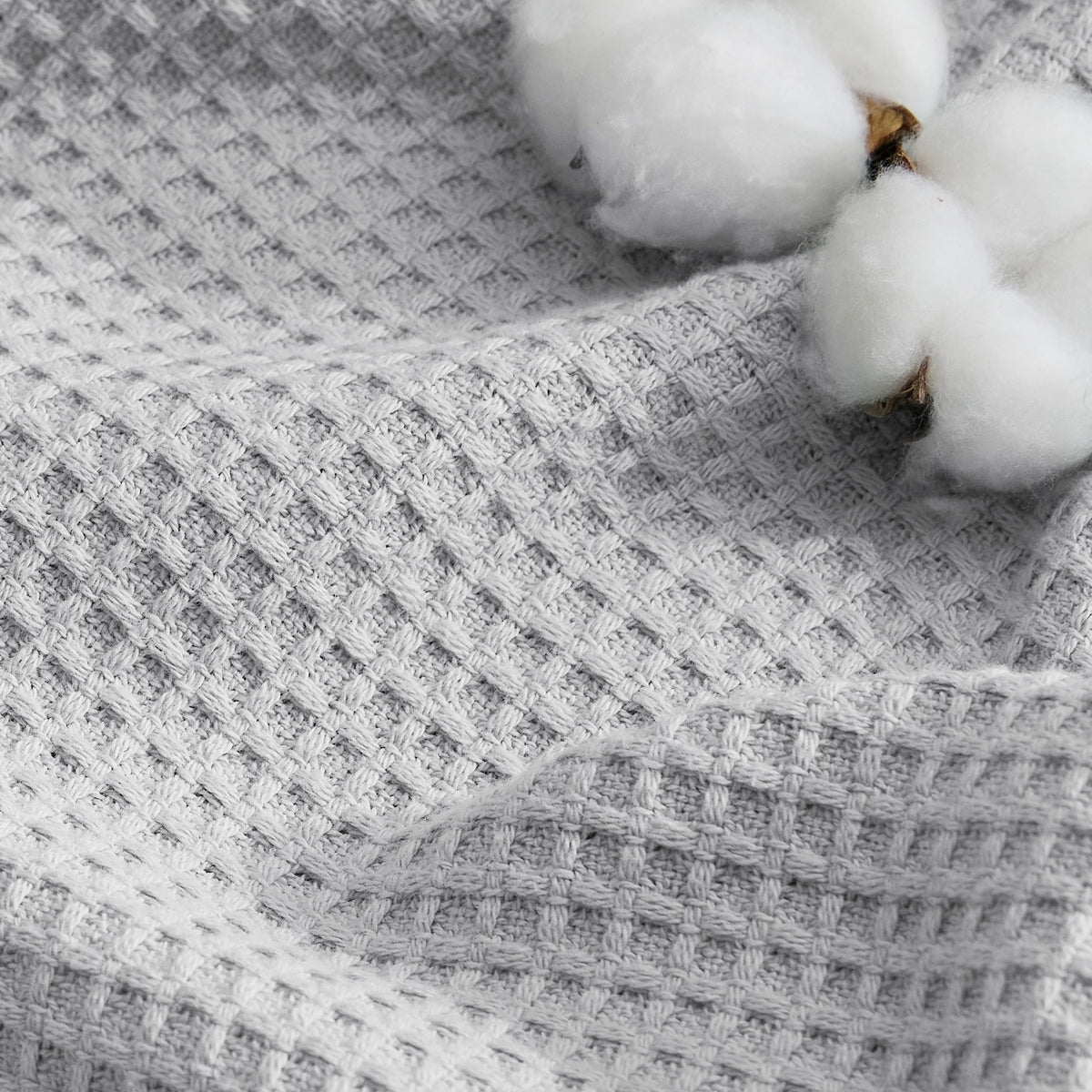 Bedsure GentleSoft 100% Cotton Blanket Queen Size for Summer - Breathable Lightweight and Soft, Basket Waffle Weave Woven Aesthetic Blankets for Women Gift, Home Decor, Olive Green, 90x90 inches