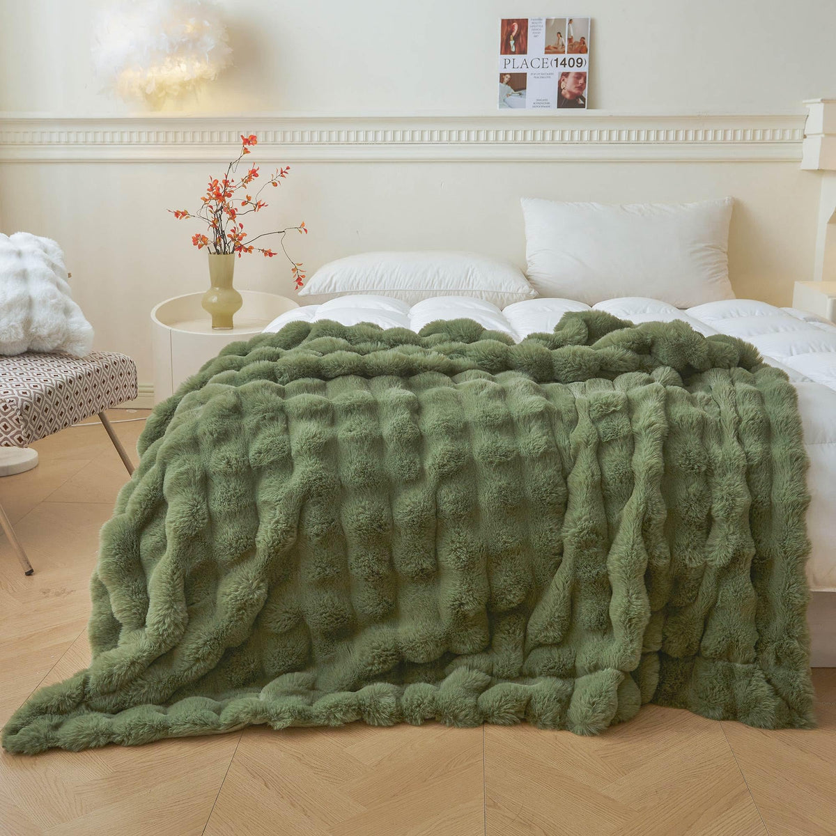 LIFEREVO Luxury Fluffy Faux Rabbit Fur Throw Blanket 50x60, Rainbow